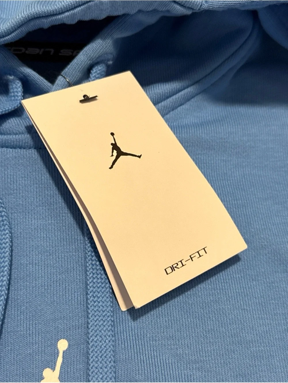 New Jordan Dri-FIT Sport Hoodie North Carolina Blue Men’s Size Medium FV8606-469